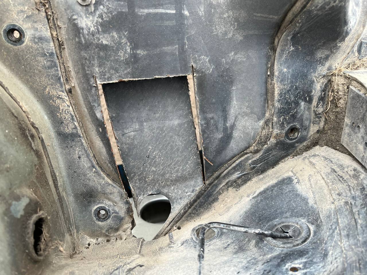 Четверть передняя правая Skoda Octavia (A5 1Z-) 2004-2013 Четверть передняя правая Skoda Octavia (A5 1Z-) 2004-2013