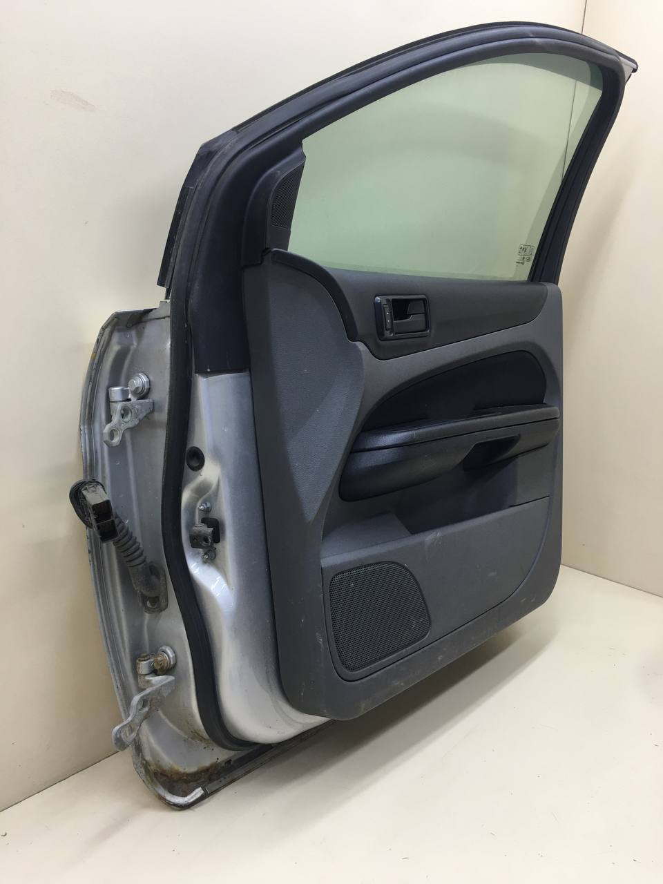 Дверь передняя правая Ford Focus 2 (DB) 2008-2011 Дверь передняя правая Ford Focus 2 (DB) 2008-2011