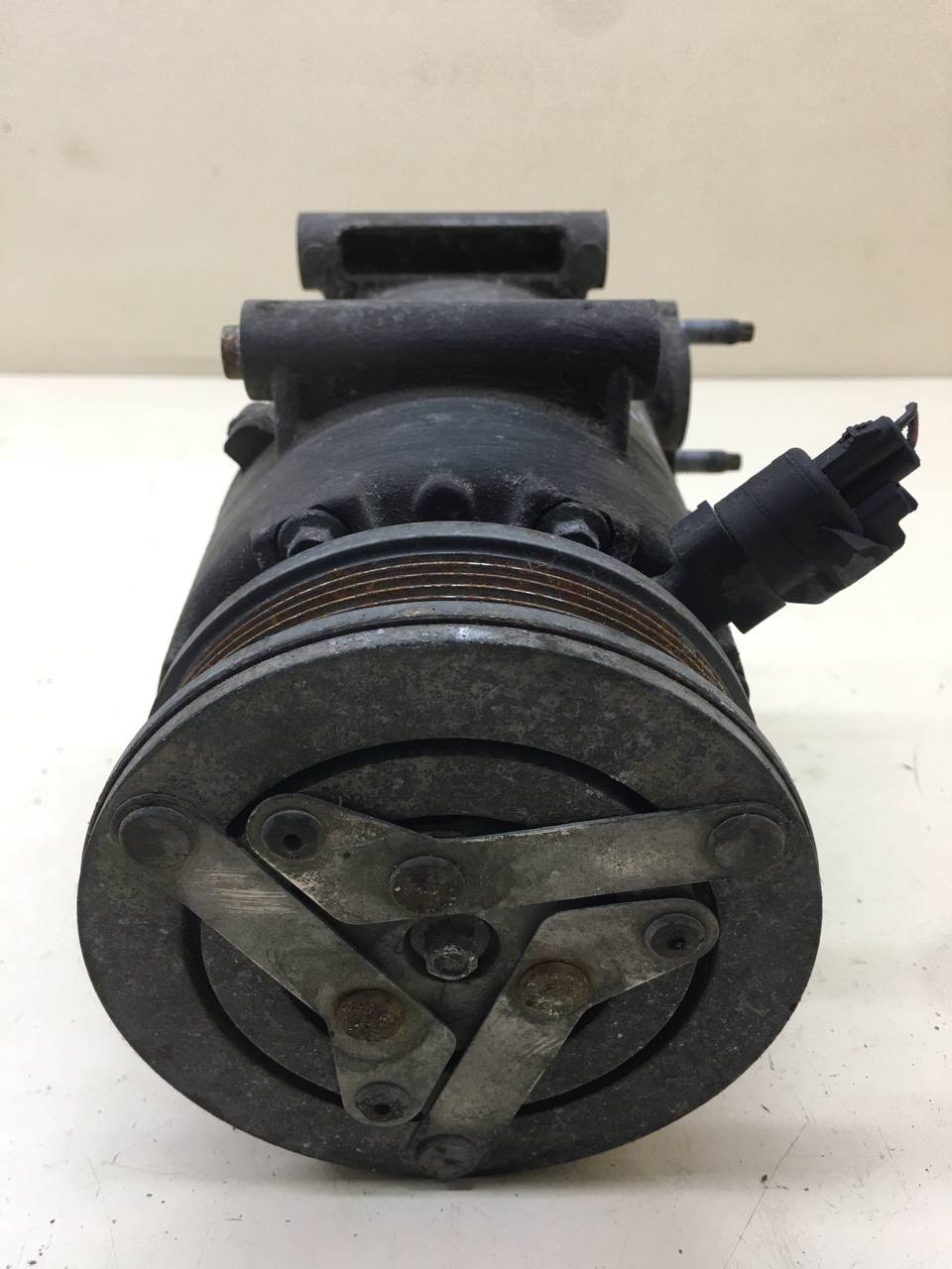 Компрессор системы кондиционирования Ford Focus 3 2011>