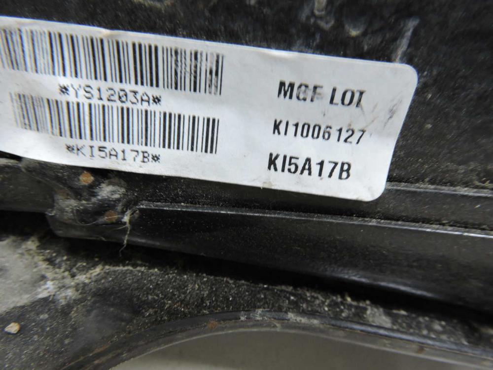 Усилитель переднего бампера Kia Sorento (BL, JC) 2002-2009