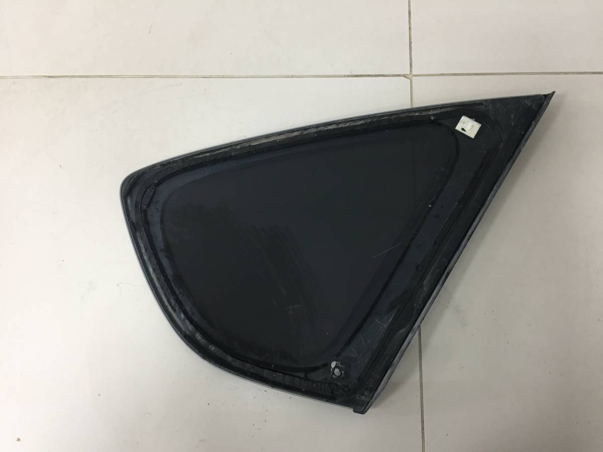 Стекло кузовное глухое левое Subaru Impreza (G12) 2007-2012