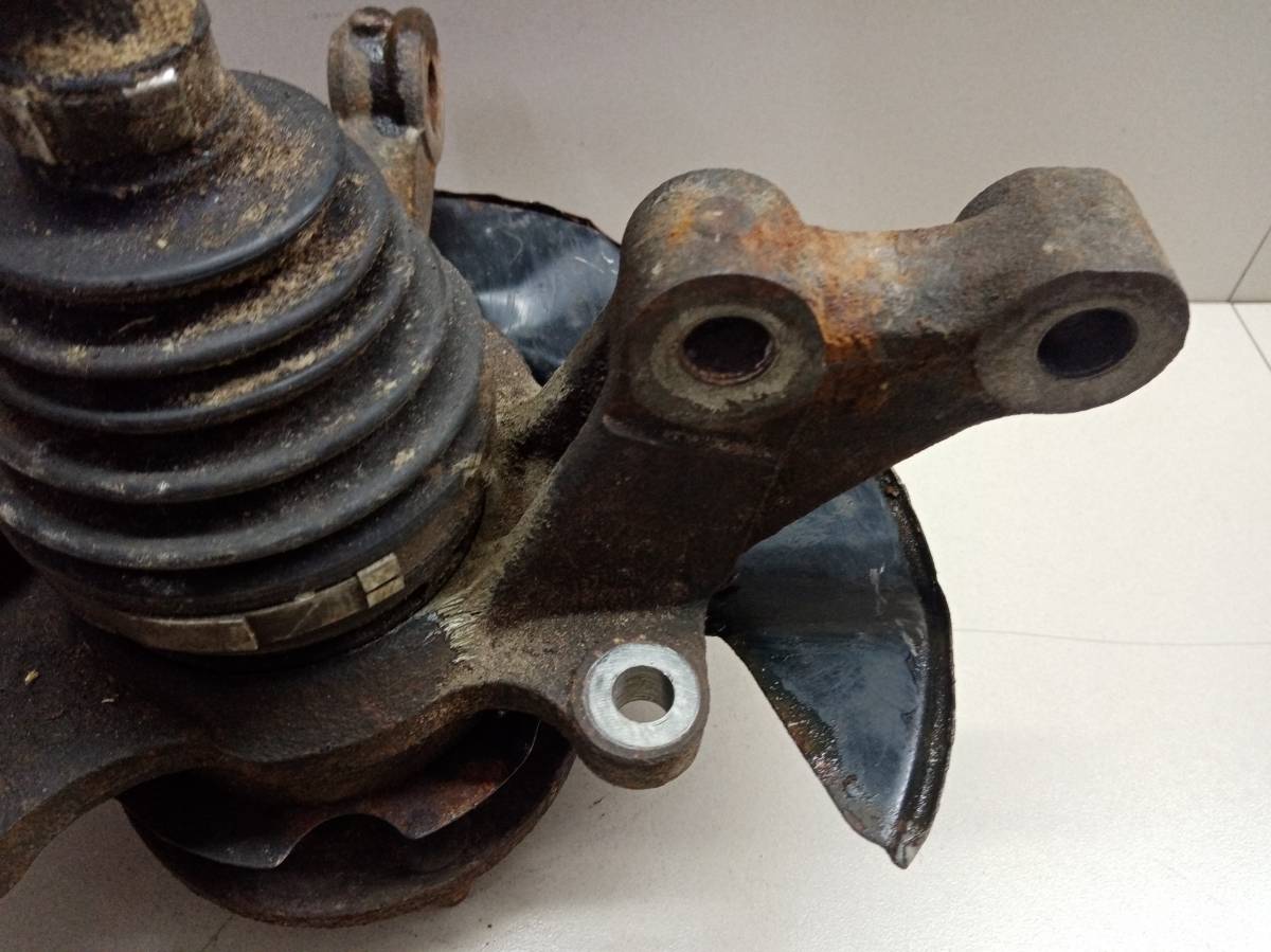Кулак поворотный передний левый Toyota Allion (T240) 2001-2007 Кулак поворотный передний левый Toyota Allion (T240) 2001-2007