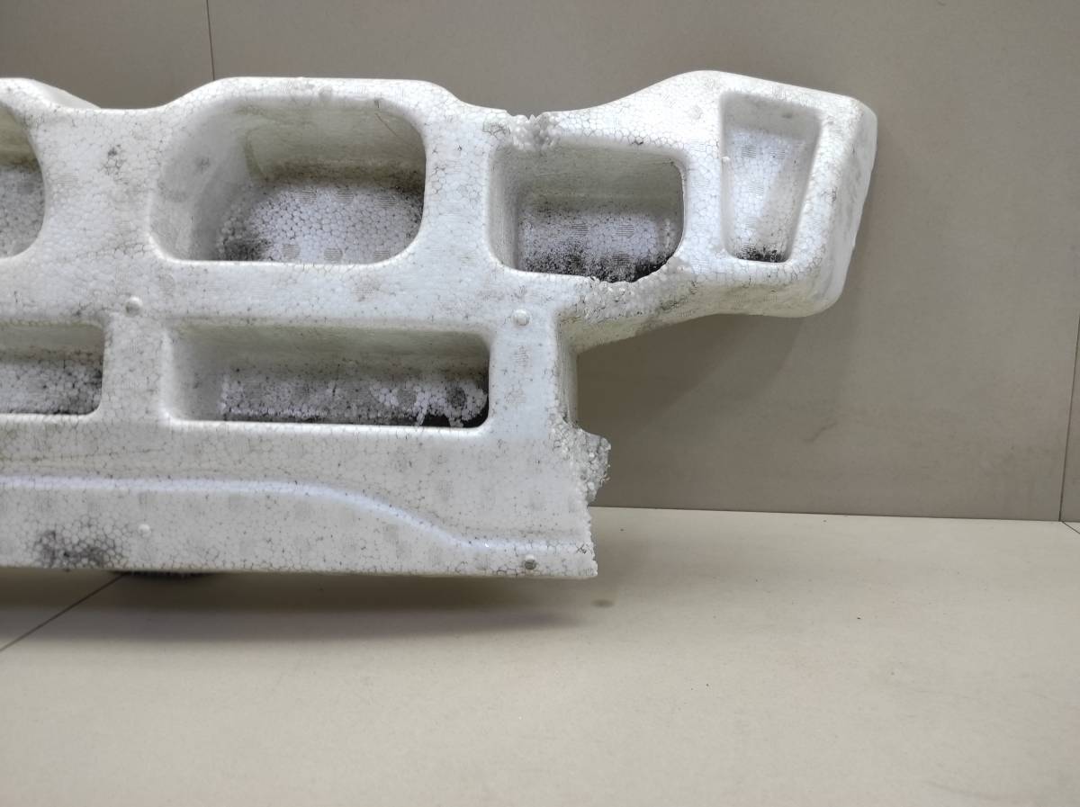 Наполнитель заднего бампера Toyota Harrier (U30) 2003-2013