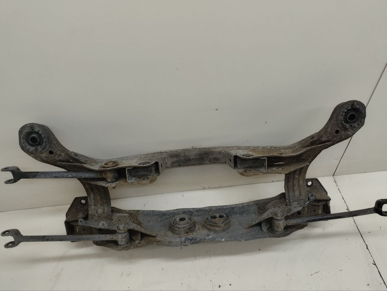 Балка задняя Toyota Highlander (U40) 2007-2013 Балка задняя Toyota Highlander (U40) 2007-2013