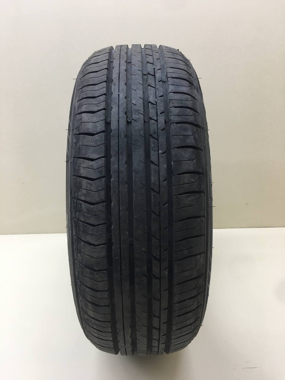 Шины R16 Летние Evergreen Dyna Comfort en226