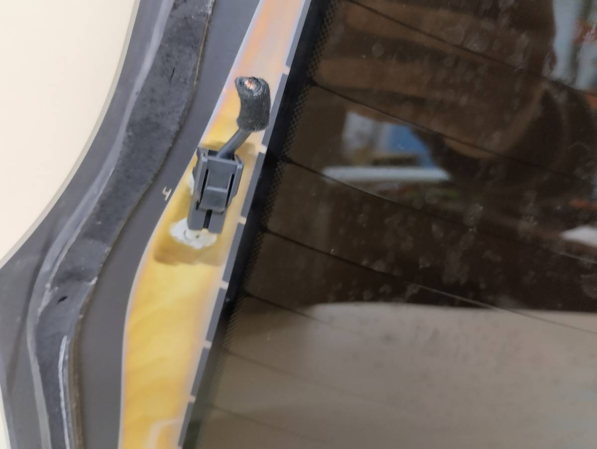 Стекло заднее Kia K5 (DL3) 2019>