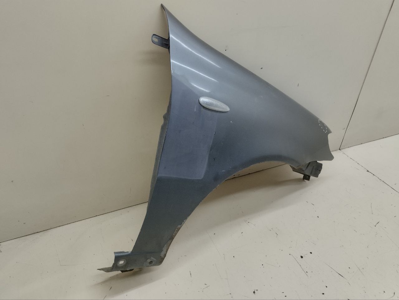 Крыло переднее правое Fiat Albea 2002-2012