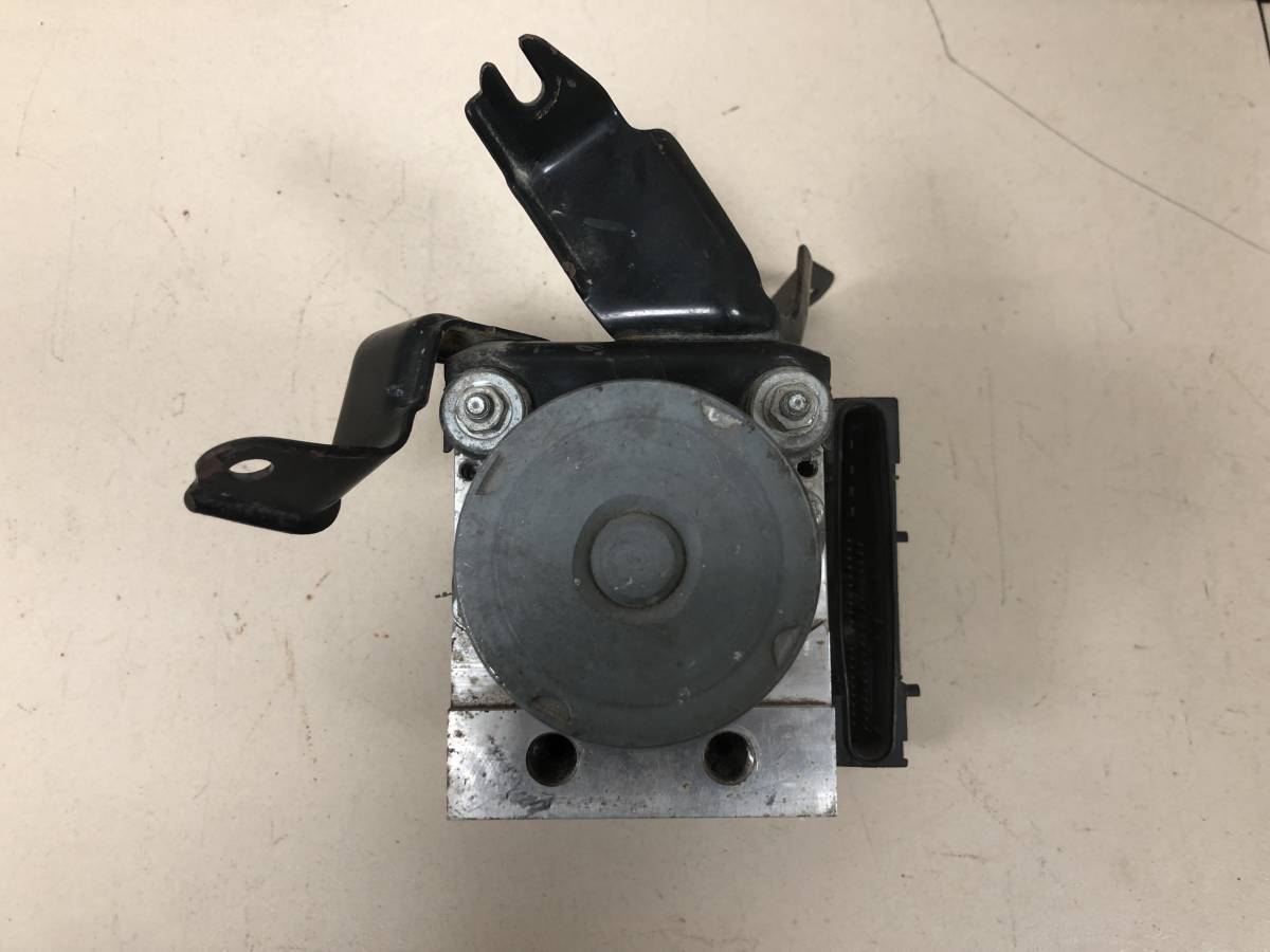 Блок ABS (насос) Honda CR-V 2007-2012