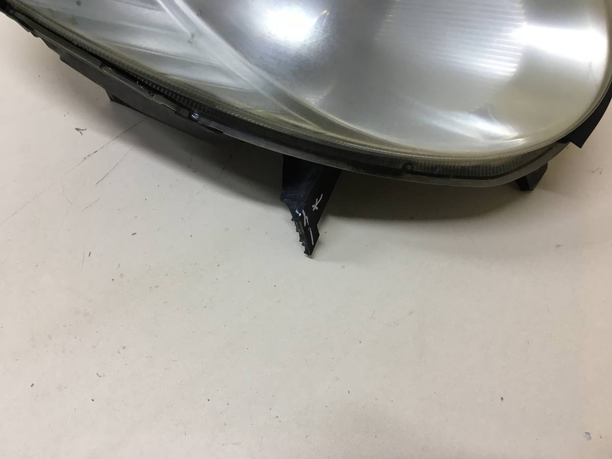 Фара правая Nissan March (K12) 2002-2010
