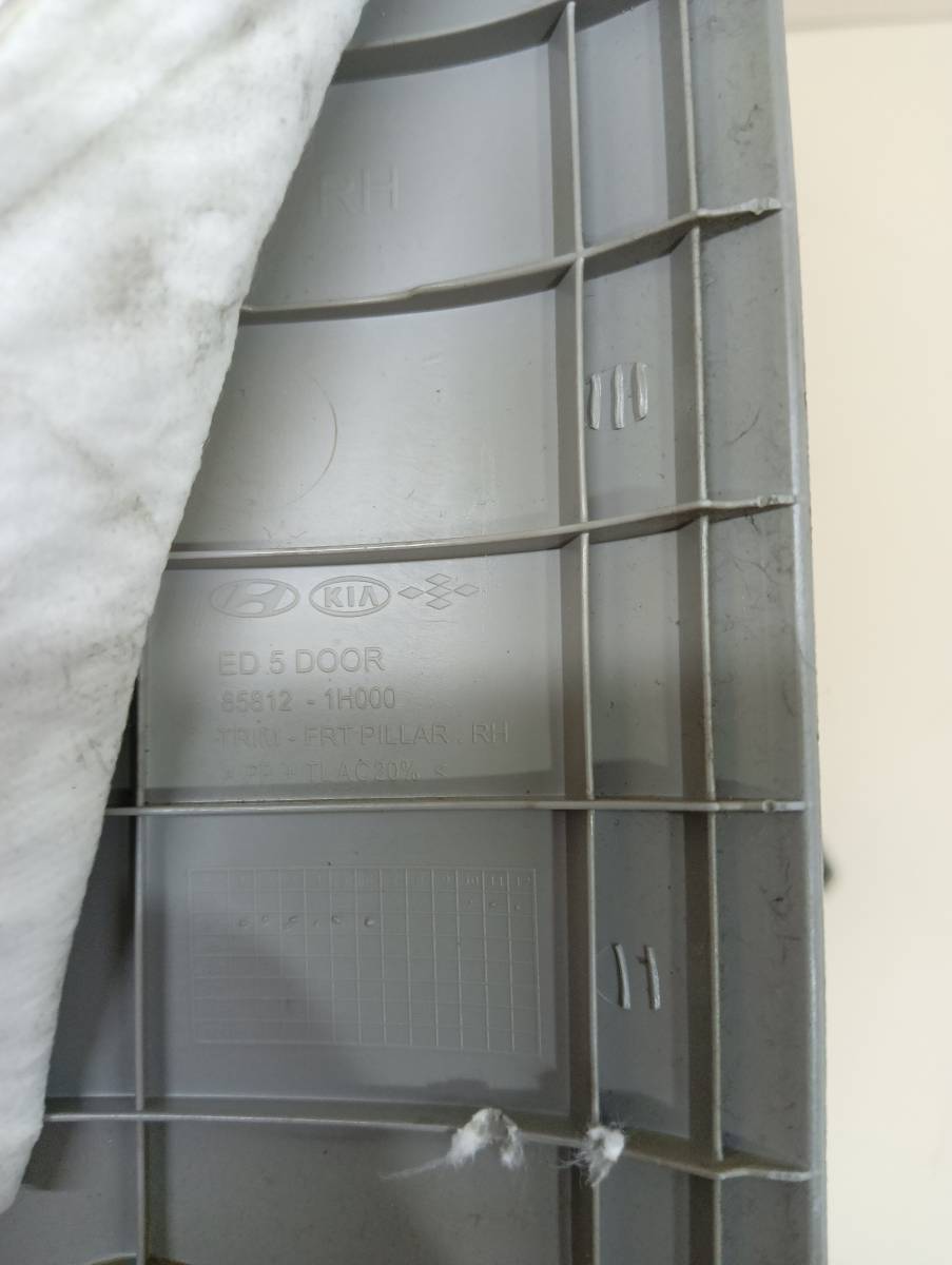 Обшивка стойки Kia Ceed (ED) 2007-2012