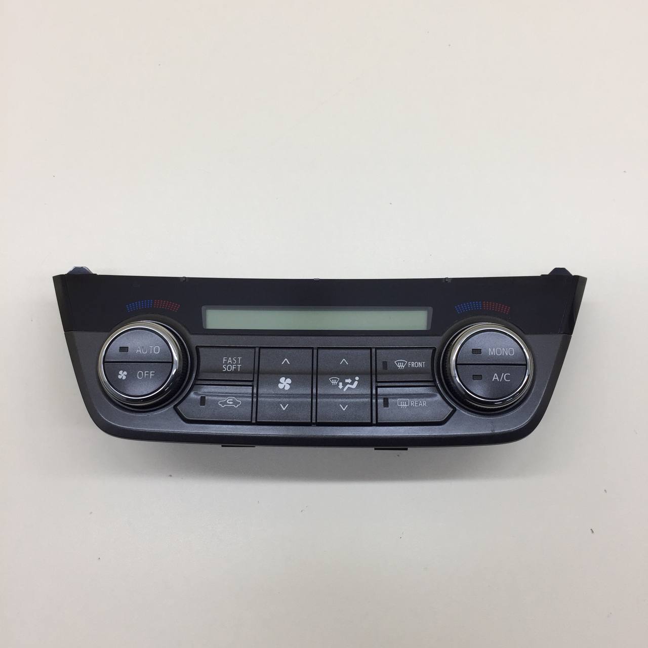 Блок управления климатической установкой Toyota Rav 4 (XA40) 2013-2019