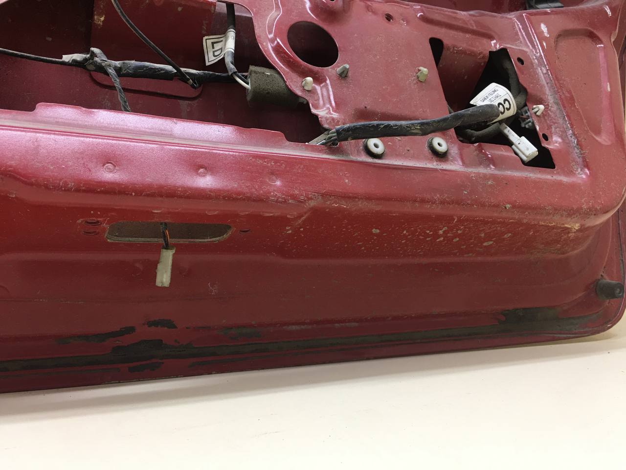 Дверь багажника со стеклом Chevrolet Aveo T250 2005-2011 Дверь багажника со стеклом Chevrolet Aveo T250 2005-2011