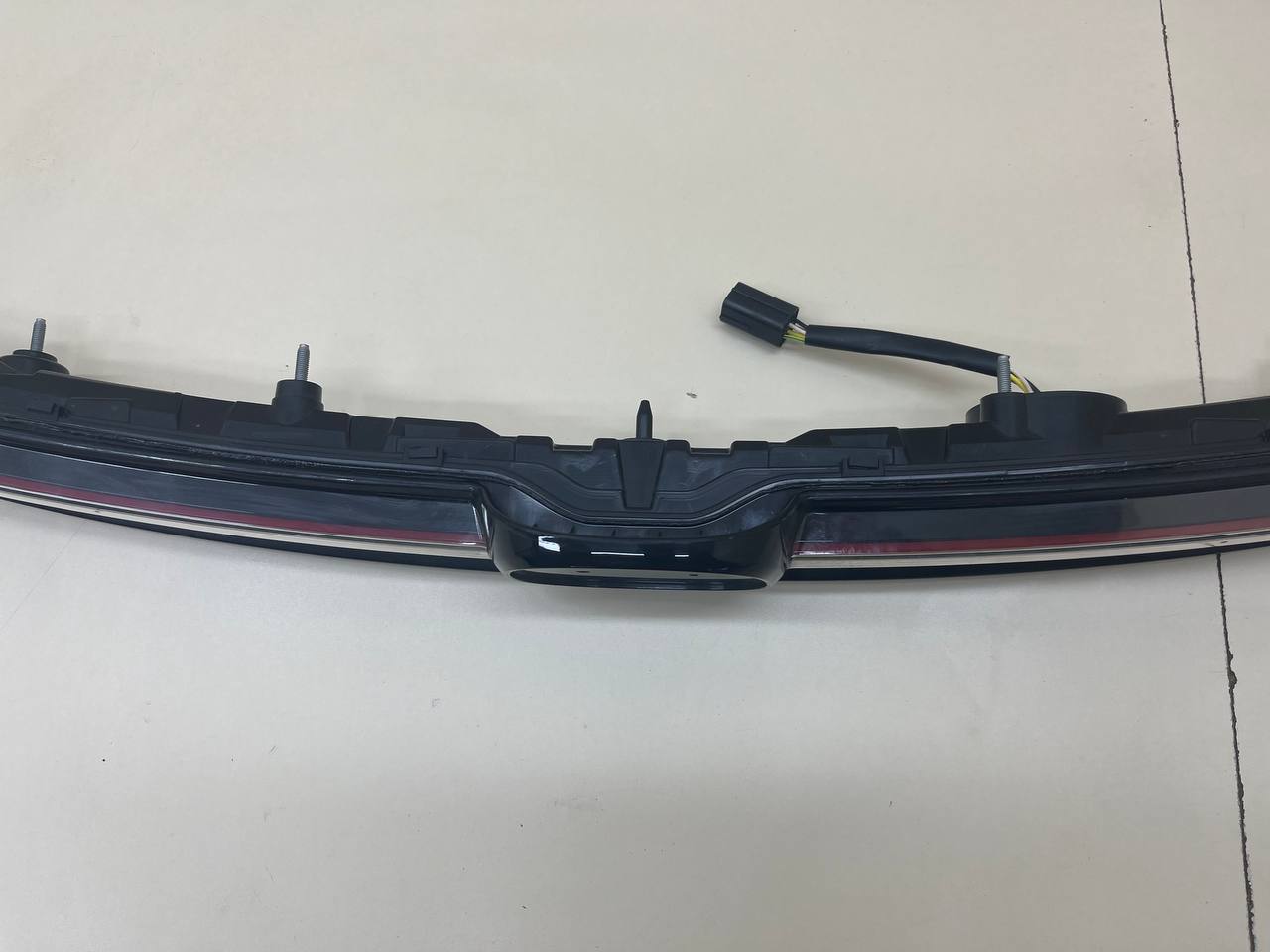Фонарь задний (стоп сигнал) Changan UNI-K 2020>