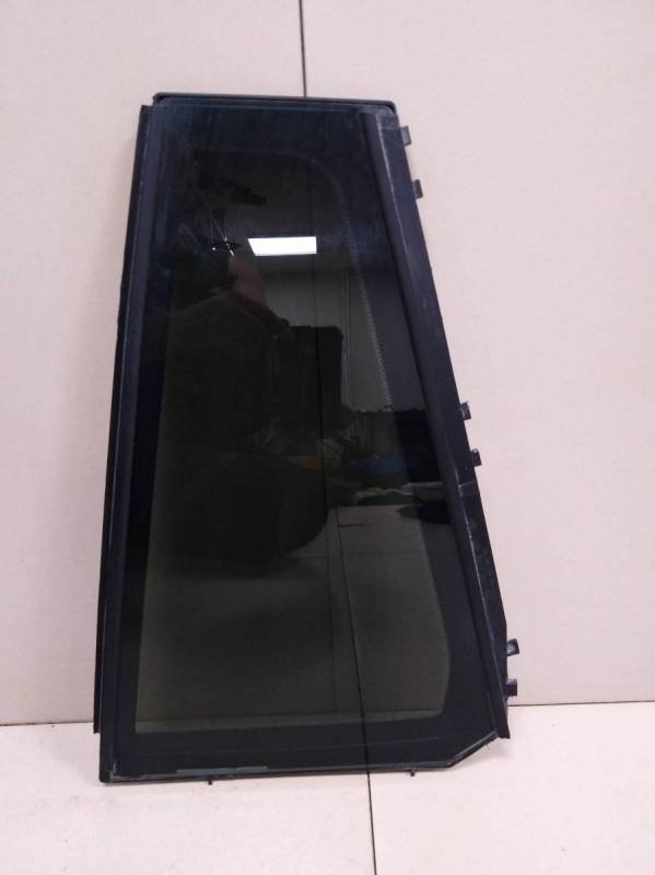 Стекло двери задней левой (форточка) BMW X3 E83 2004-2010