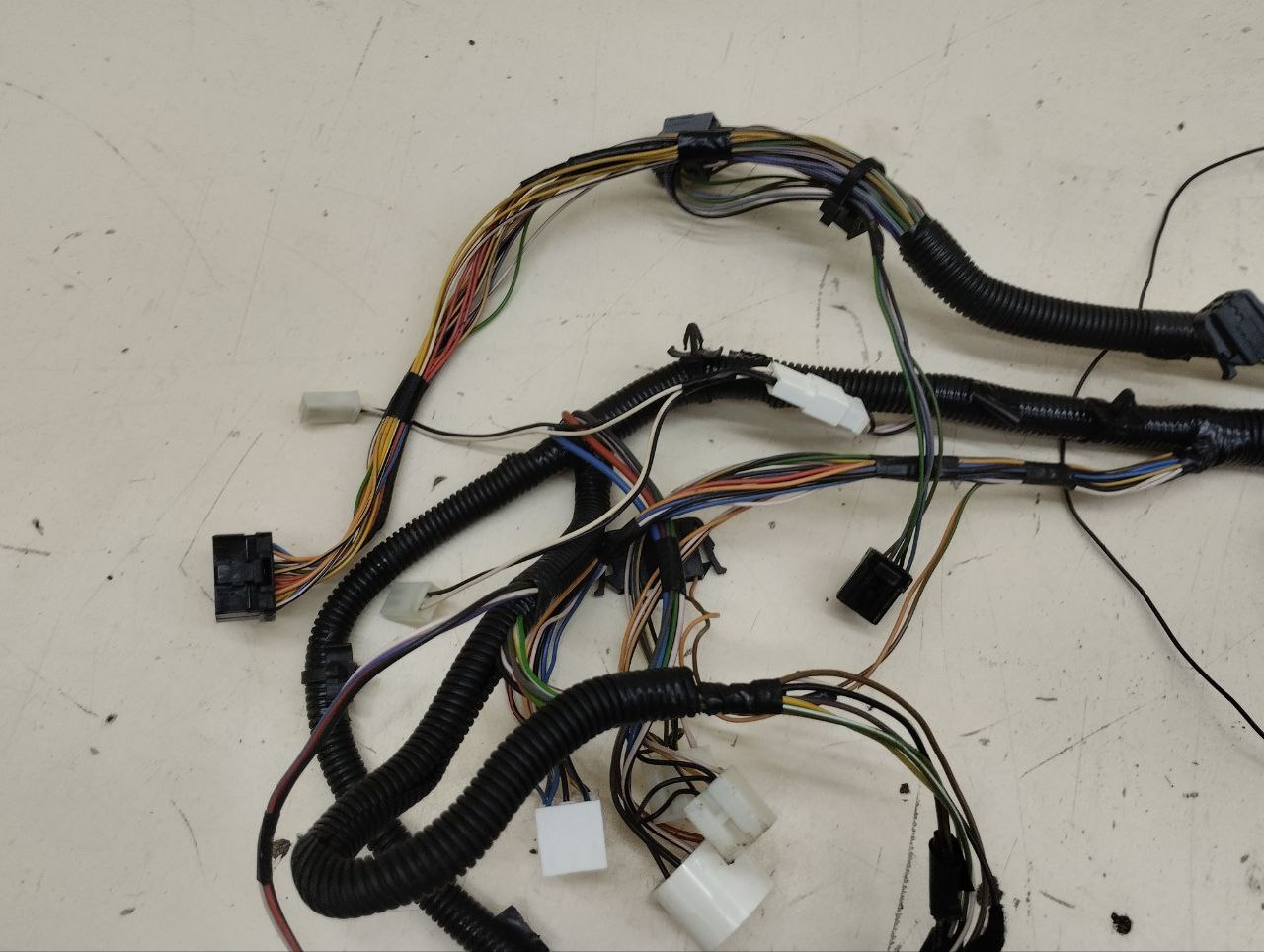 Проводка под торпедо Chevrolet Niva 2009-2020