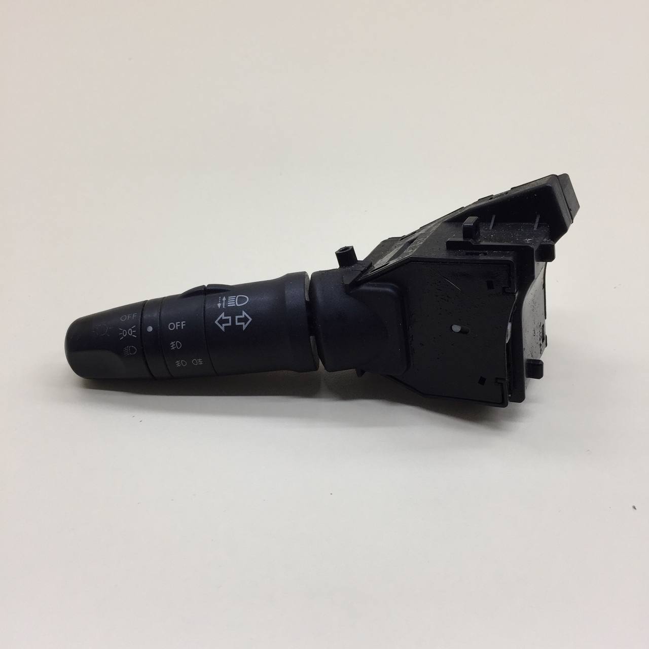 Переключатель поворотов подрулевой Nissan Primera (P12) 2002-2007