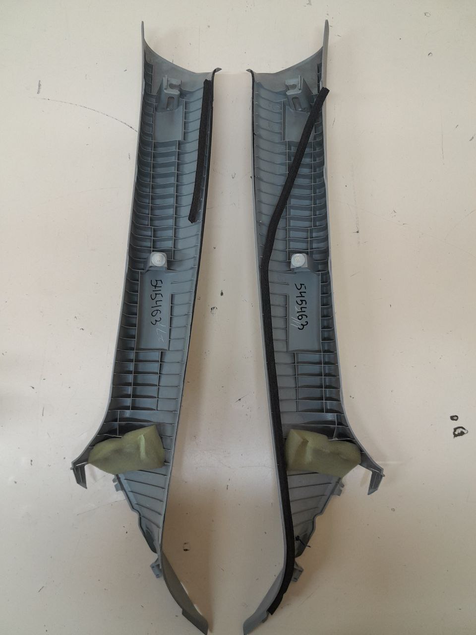 Обшивка стойки Mitsubishi Lancer X (CX, CY) 2007> Обшивка стойки Mitsubishi Lancer X (CX, CY) 2007>
