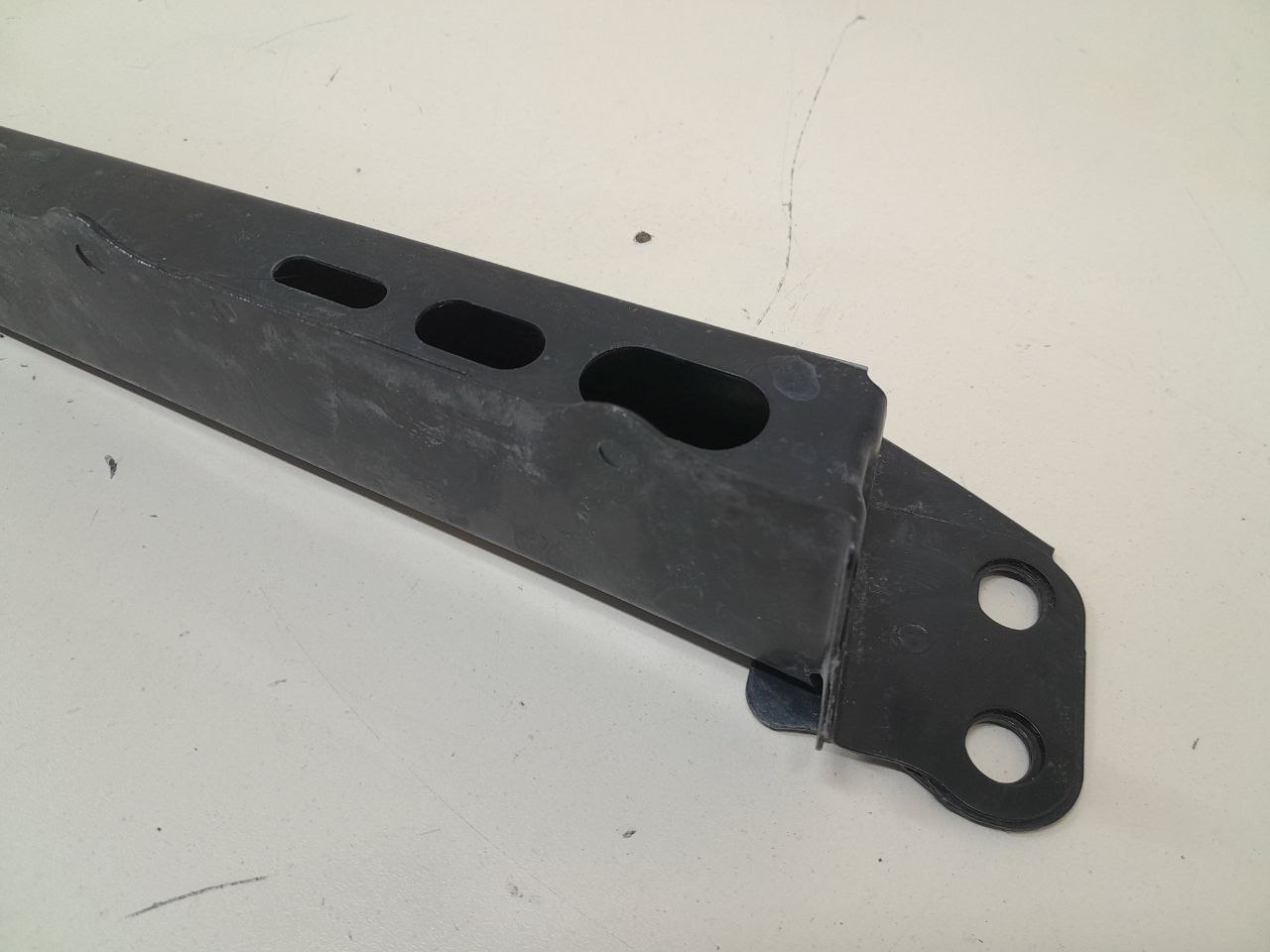 Балка передняя продольная Toyota Auris (E150) 2006-2012