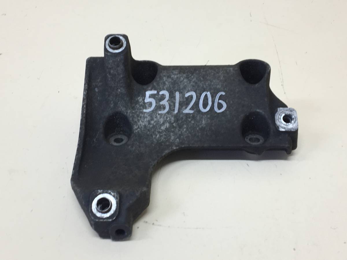 Кронштейн кондиционера BMW 1-series E87/E81 2004-2011