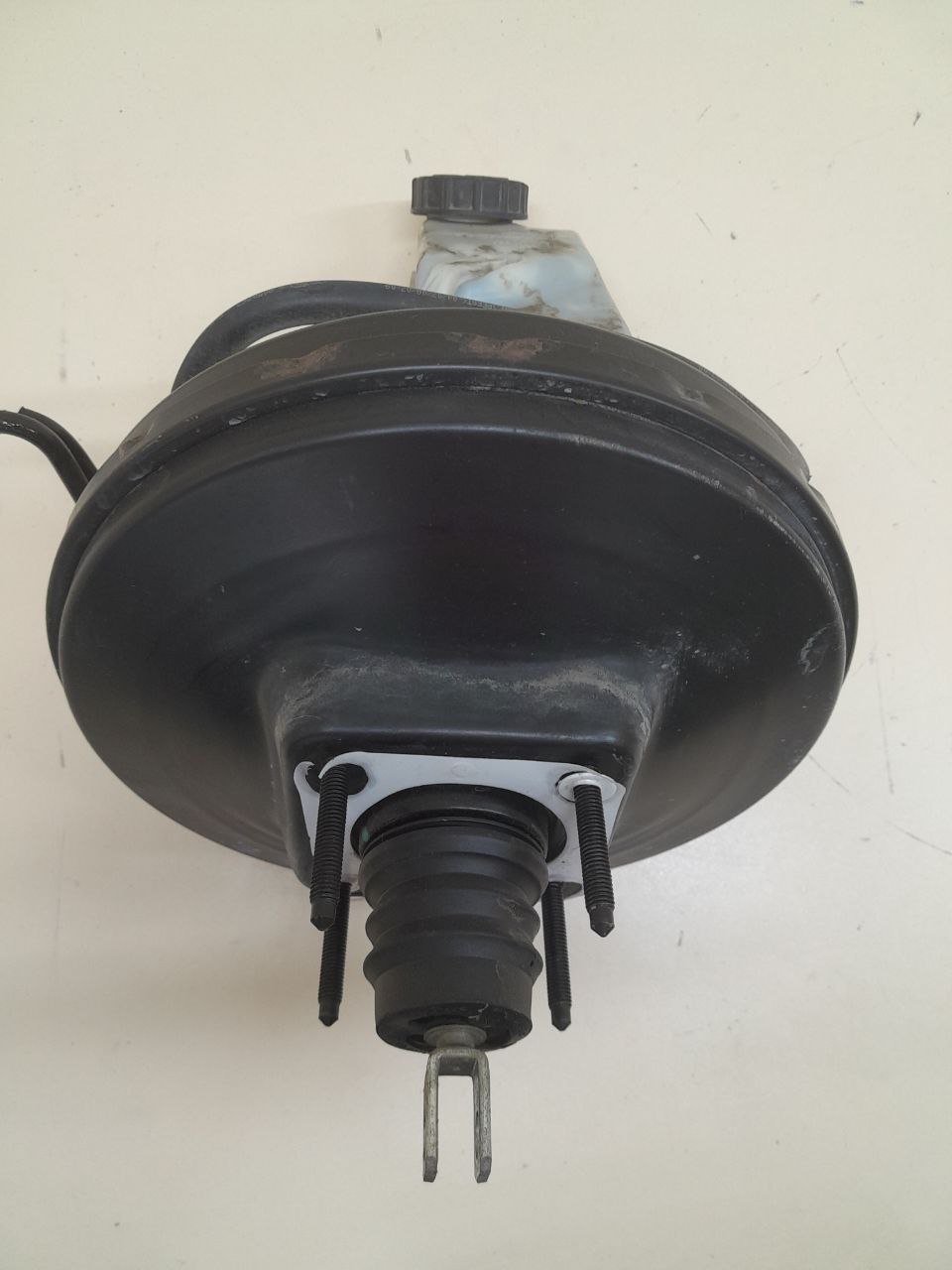 Усилитель тормозов вакуумный Ford Focus 2 (DB) 2008-2011 Усилитель тормозов вакуумный Ford Focus 2 (DB) 2008-2011