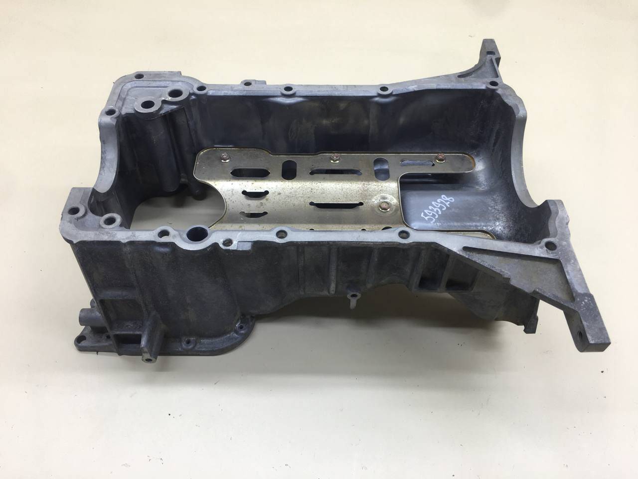 Поддон масляный двигателя Nissan Skyline (V36) 2006-2014 Поддон масляный двигателя Nissan Skyline (V36) 2006-2014