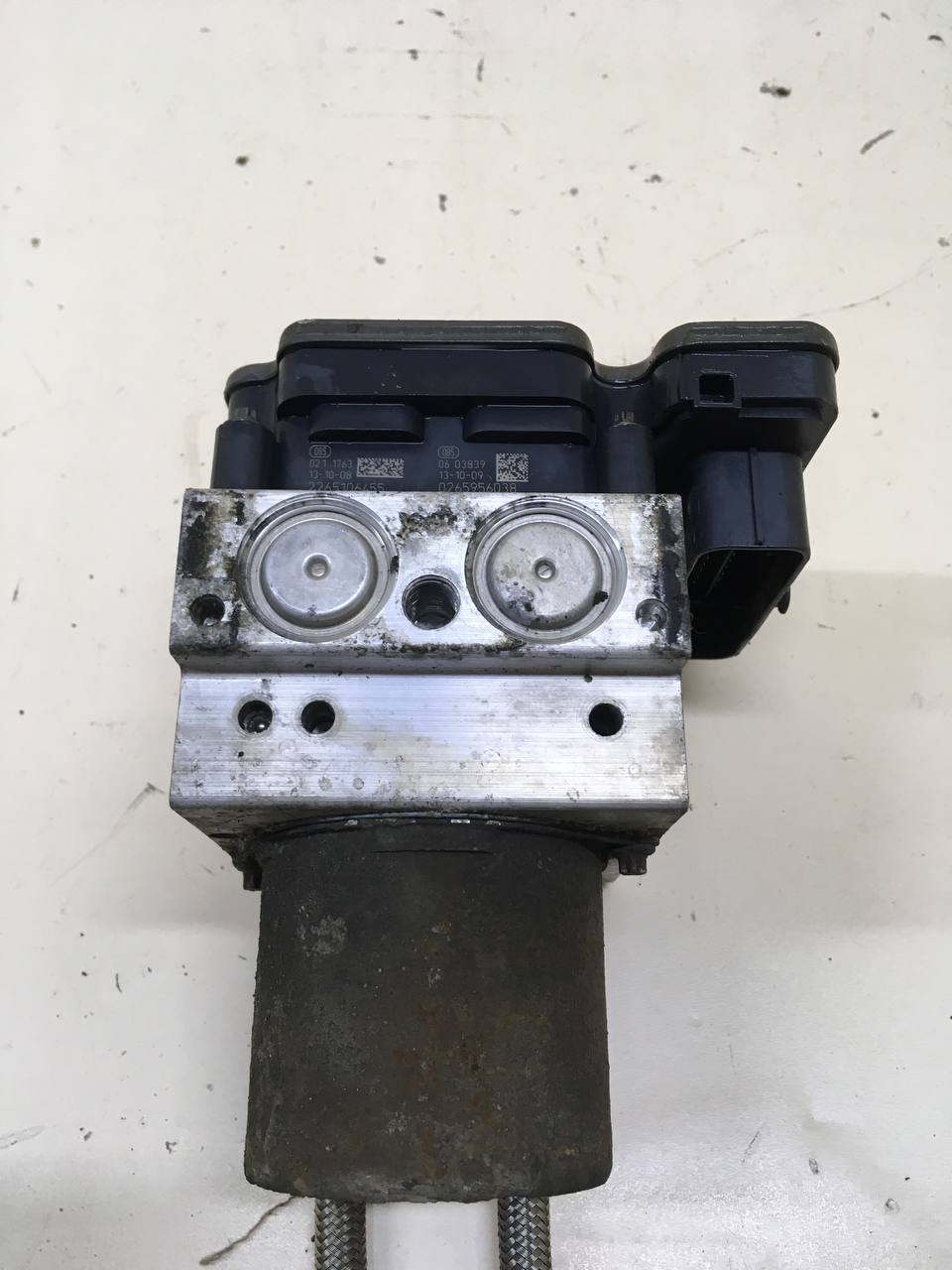 Блок ABS (насос) Land Rover Range Rover Sport 2013-2017 Блок ABS (насос) Land Rover Range Rover Sport 2013-2017