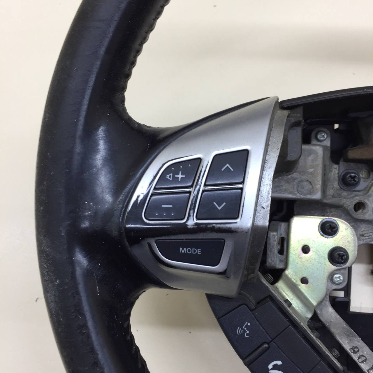 Рулевое колесо для AIR BAG (без AIR BAG) Mitsubishi Outlander XL (CW) 2006-2012 Рулевое колесо для AIR BAG (без AIR BAG) Mitsubishi Outlander XL (CW) 2006-2012