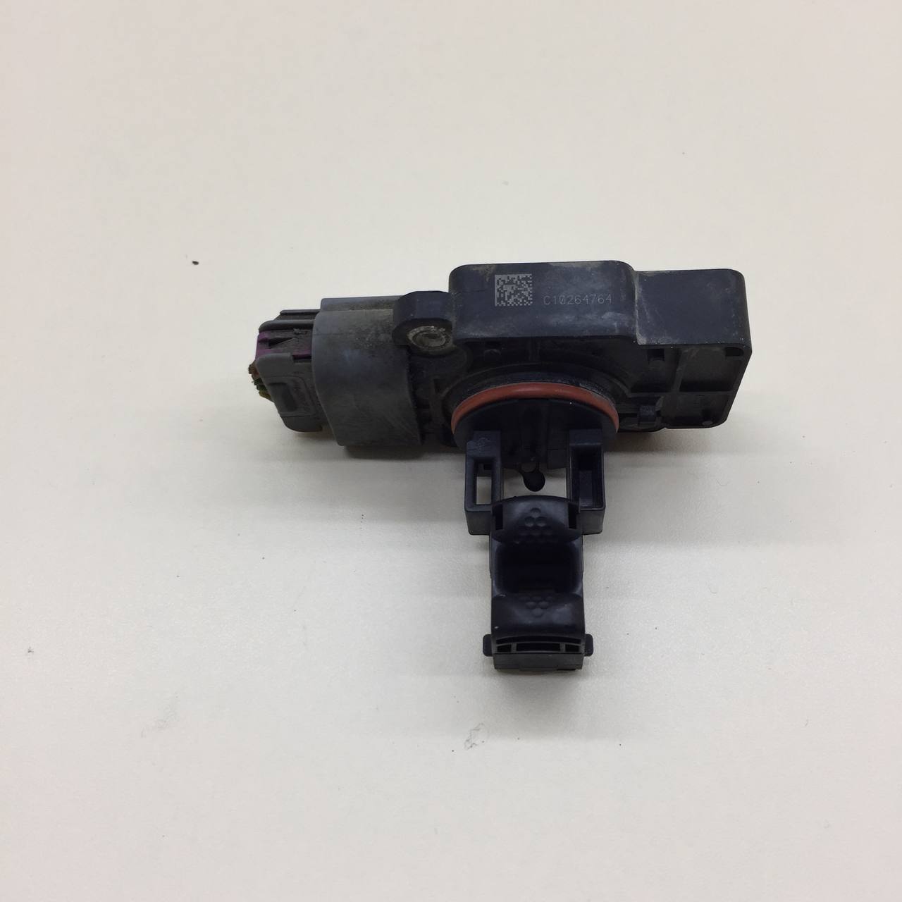 Датчик расхода воздуха (массметр, дмрв) Lada Granta 2011>