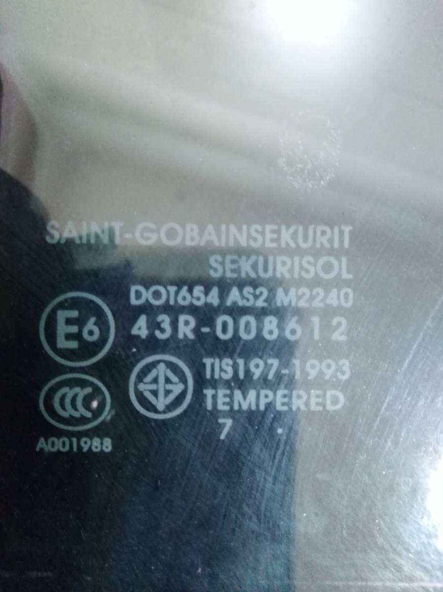Стекло двери передней правой Mazda Mazda 3 (BK) 2002-2009