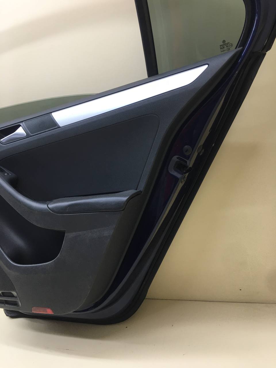 Дверь задняя правая Volkswagen Jetta (A6) 2010-2019