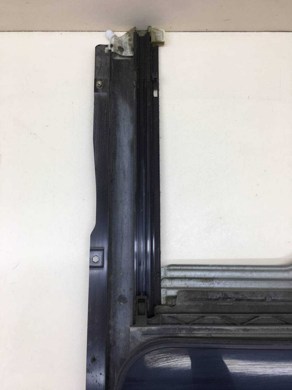 Люк в сборе электрический Nissan Primera (P12) 2002-2007