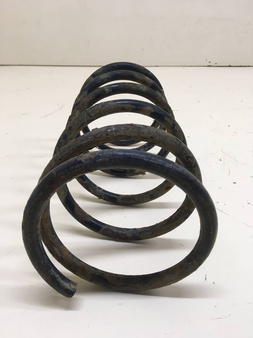 Пружина передняя Kia Sephia 2001-2004