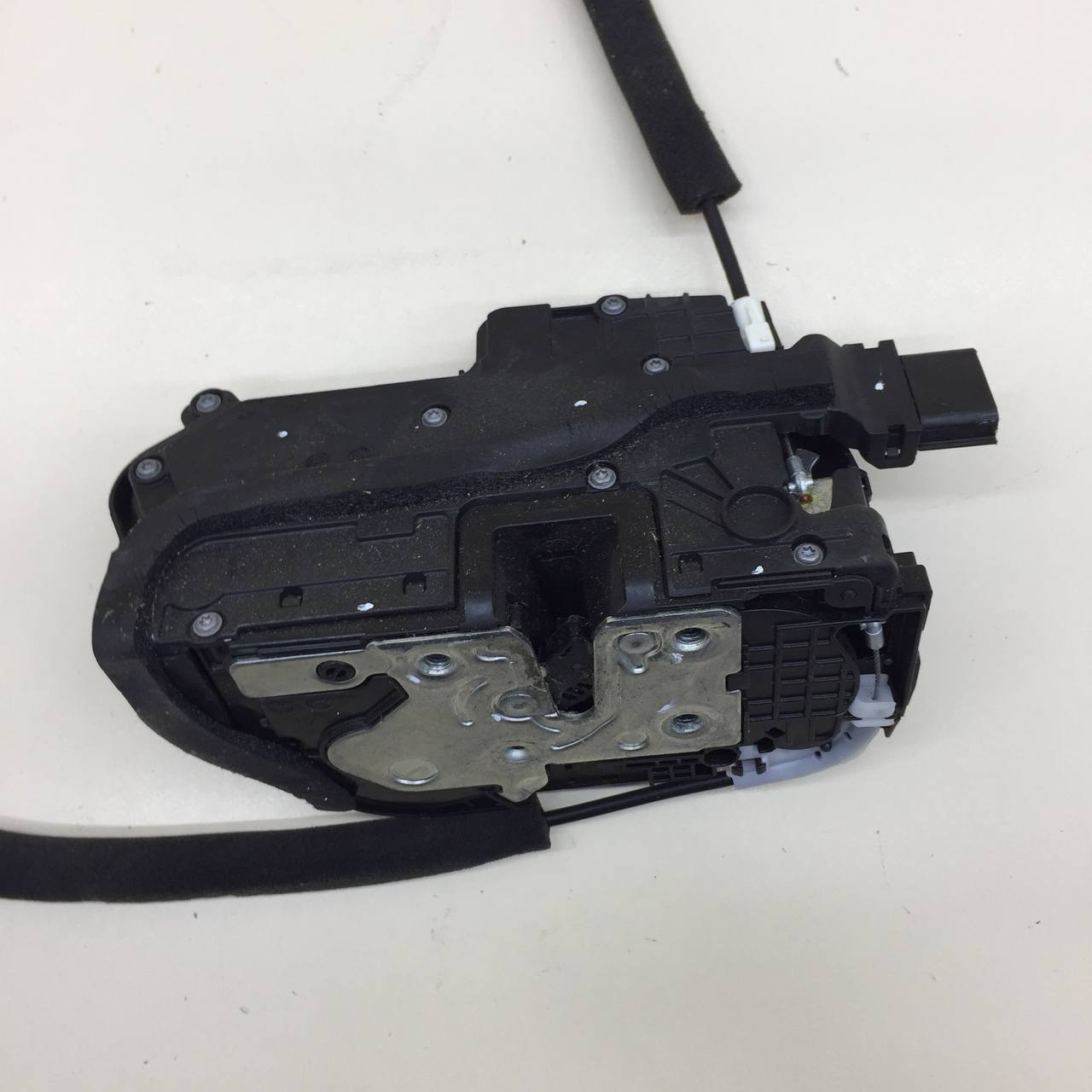 Замок двери задней левой EXEED RX 2022>