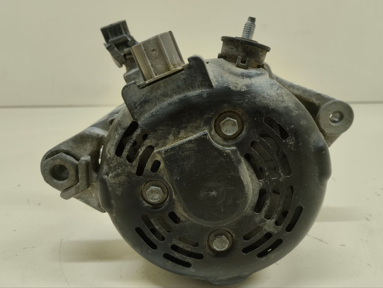 Генератор Toyota Corolla E180 2013-2019