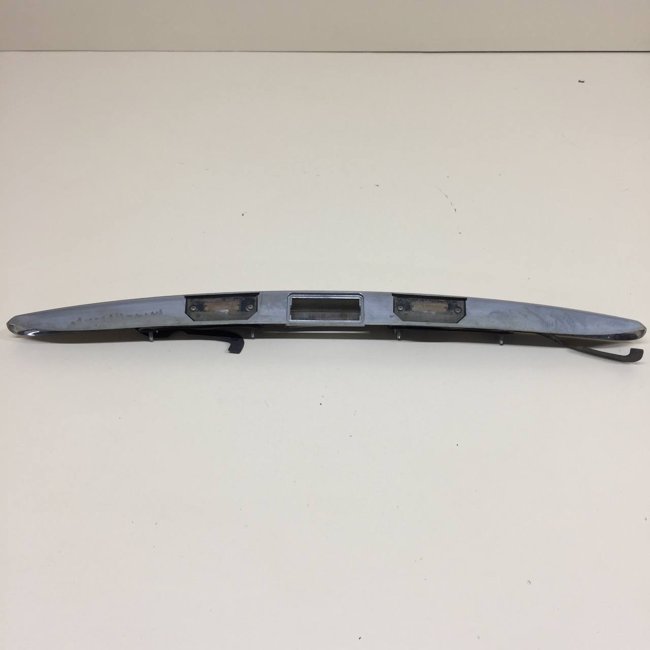 Накладка крышки багажника Ford Focus 2 (DB) 2008-2011 Накладка крышки багажника Ford Focus 2 (DB) 2008-2011