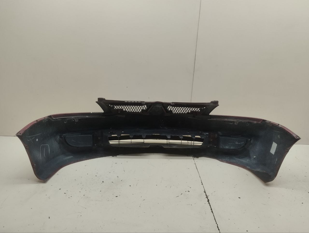 Бампер передний Mitsubishi Lancer 9  (CS/Classic) 2000-2011