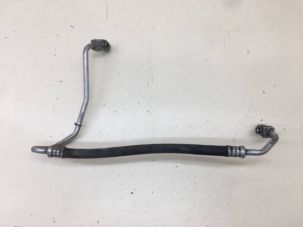 Трубка кондиционера Cadillac STS 2004-2011