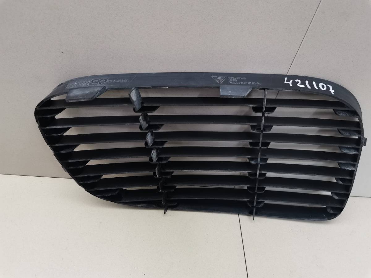 Решетка в бампер левая Porsche Cayenne 2003-2010