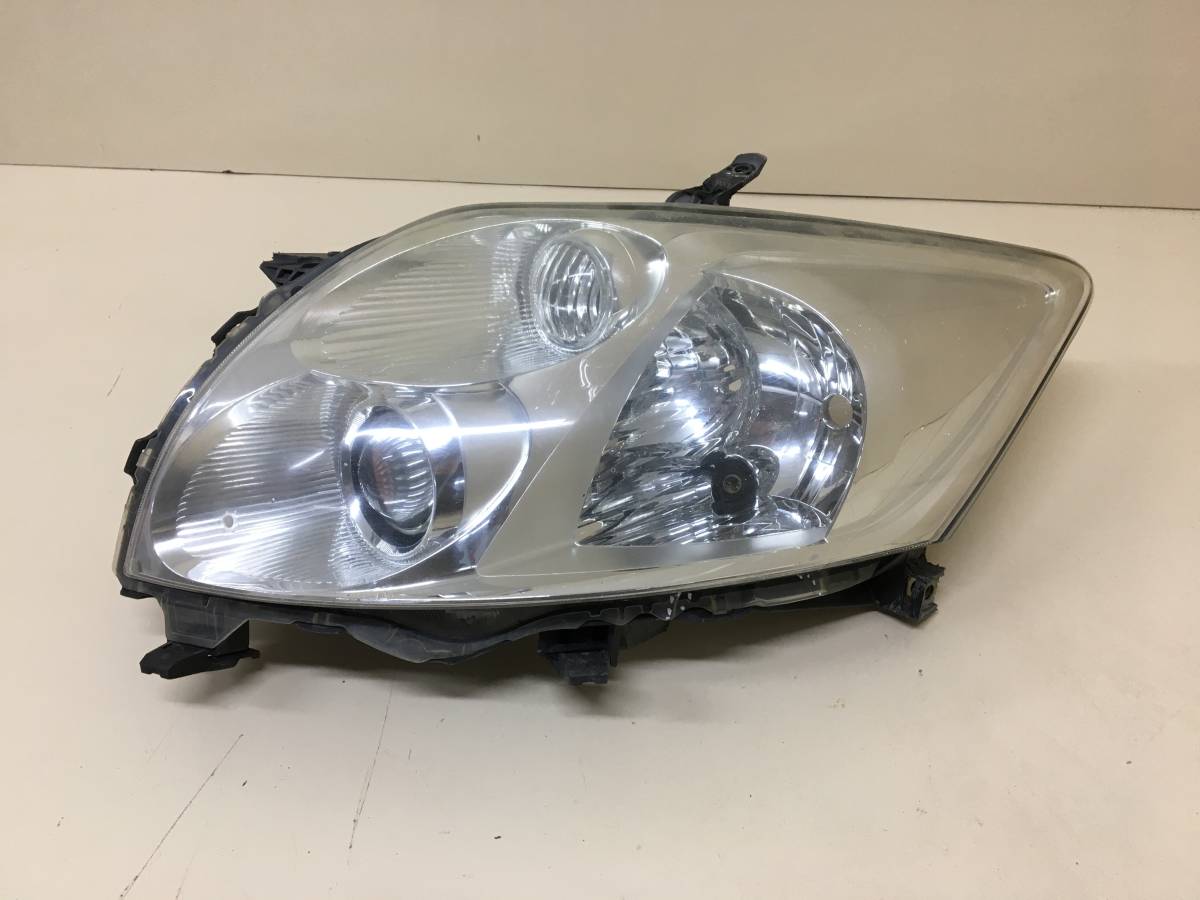Фара левая Toyota Auris (E150) 2006-2012