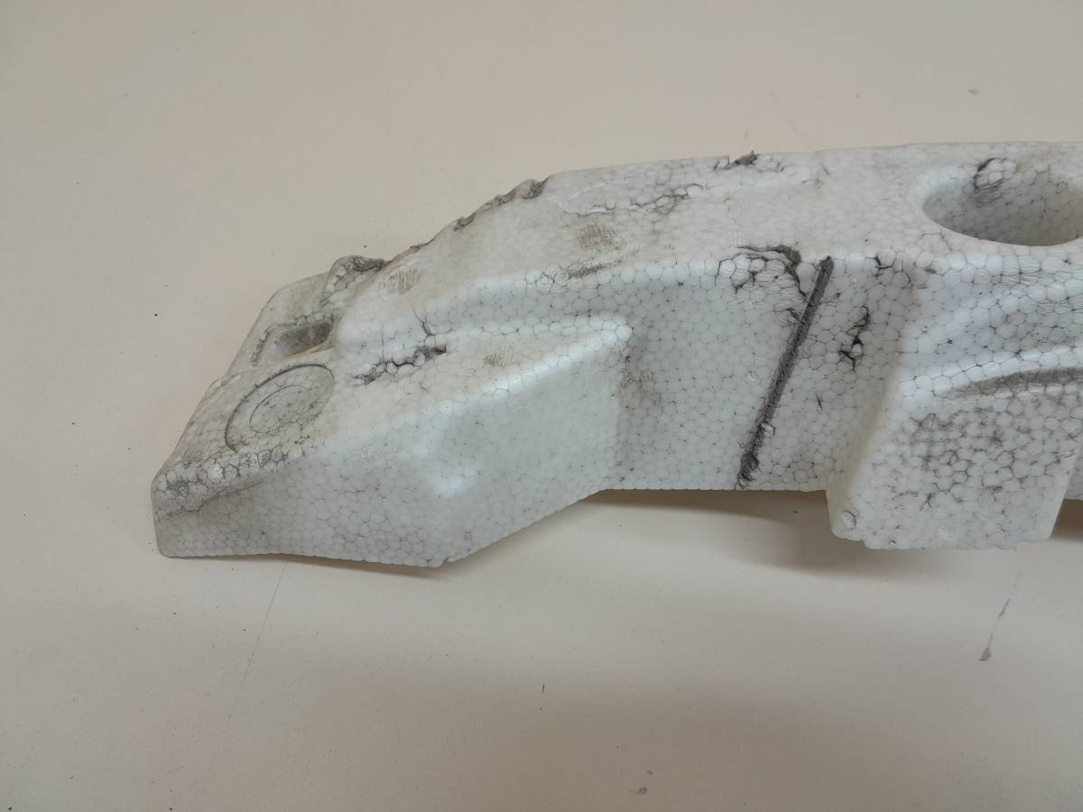 Наполнитель переднего бампера Mazda Mazda 3 (BL) 2009-2013