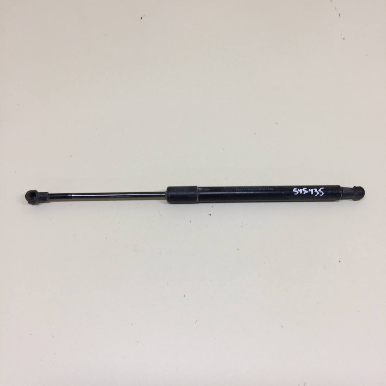 Амортизатор двери багажника Renault Duster (HSA, HSM) 2012>