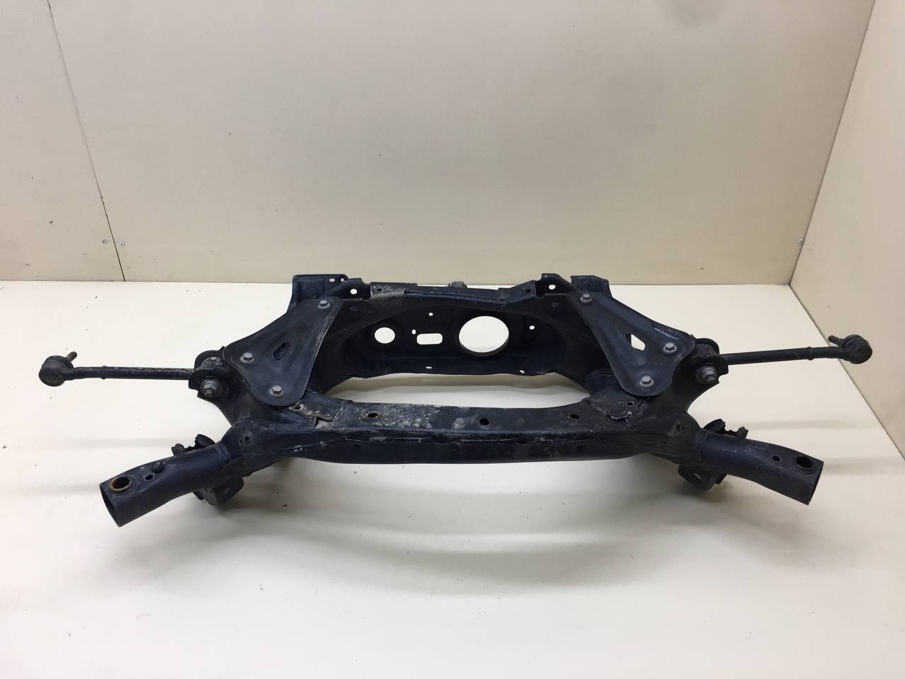 Балка задняя Toyota Rav 4 (XA40) 2013-2019 Балка задняя Toyota Rav 4 (XA40) 2013-2019