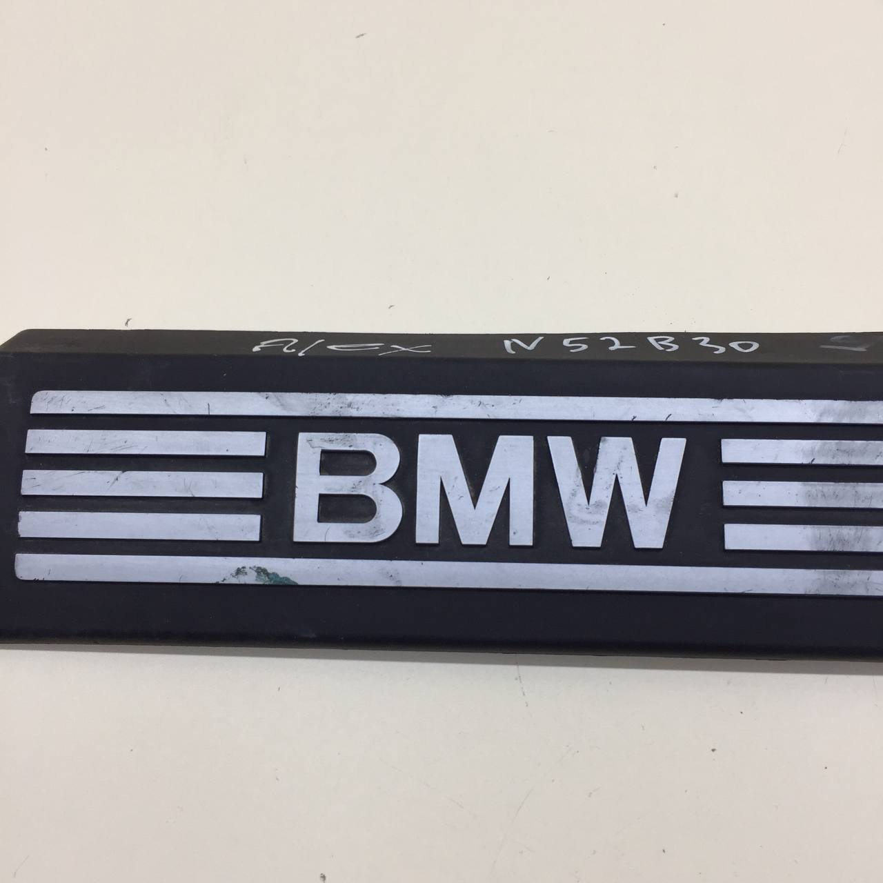 Крышка двигателя декоративная BMW 3-series E90/E91 2005-2011