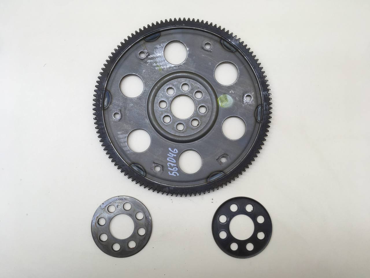 Маховик Toyota Rav 4 (A20) 2000-2005 Маховик Toyota Rav 4 (A20) 2000-2005