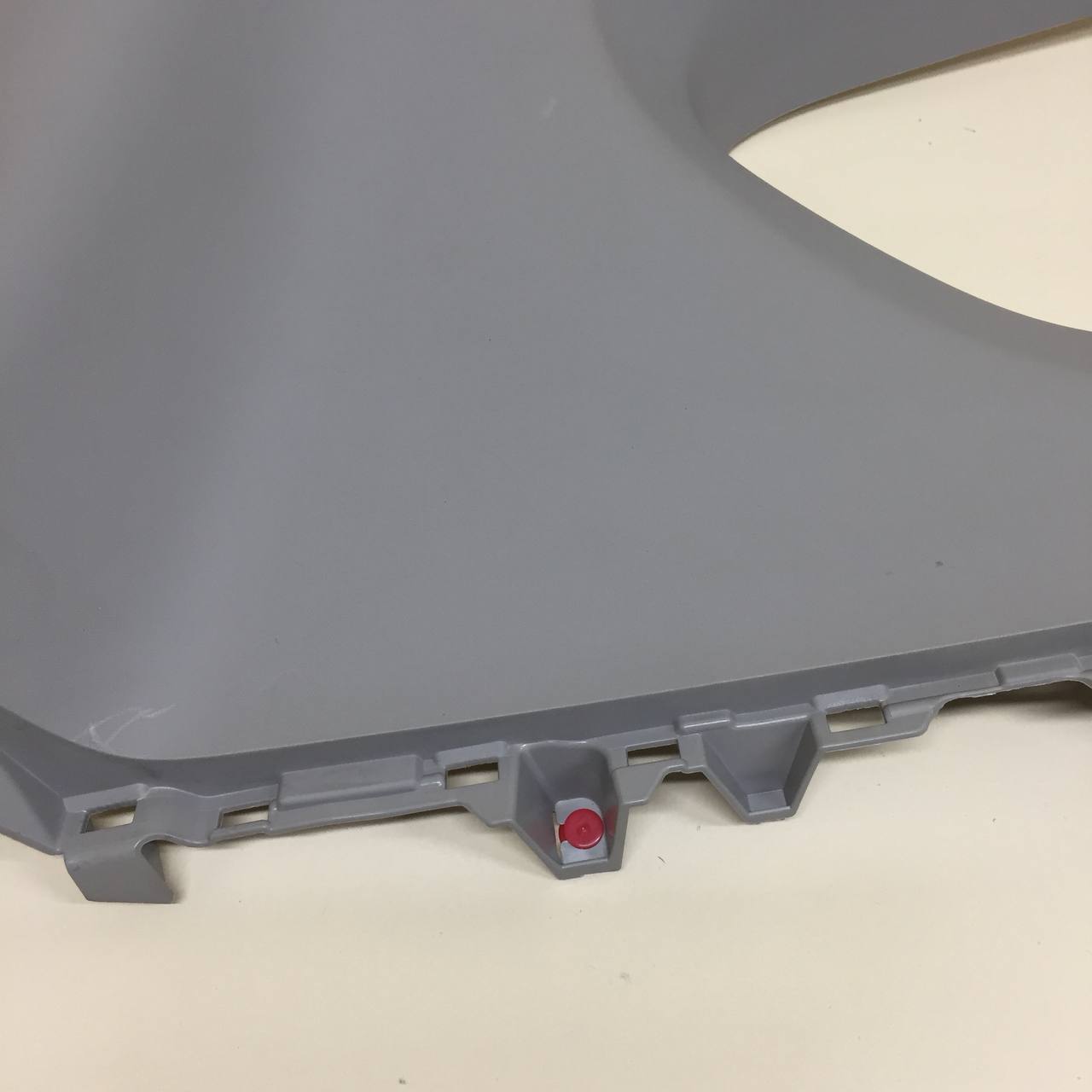 Обшивка стойки Toyota Rav 4 (XA40) 2013-2019 Обшивка стойки Toyota Rav 4 (XA40) 2013-2019