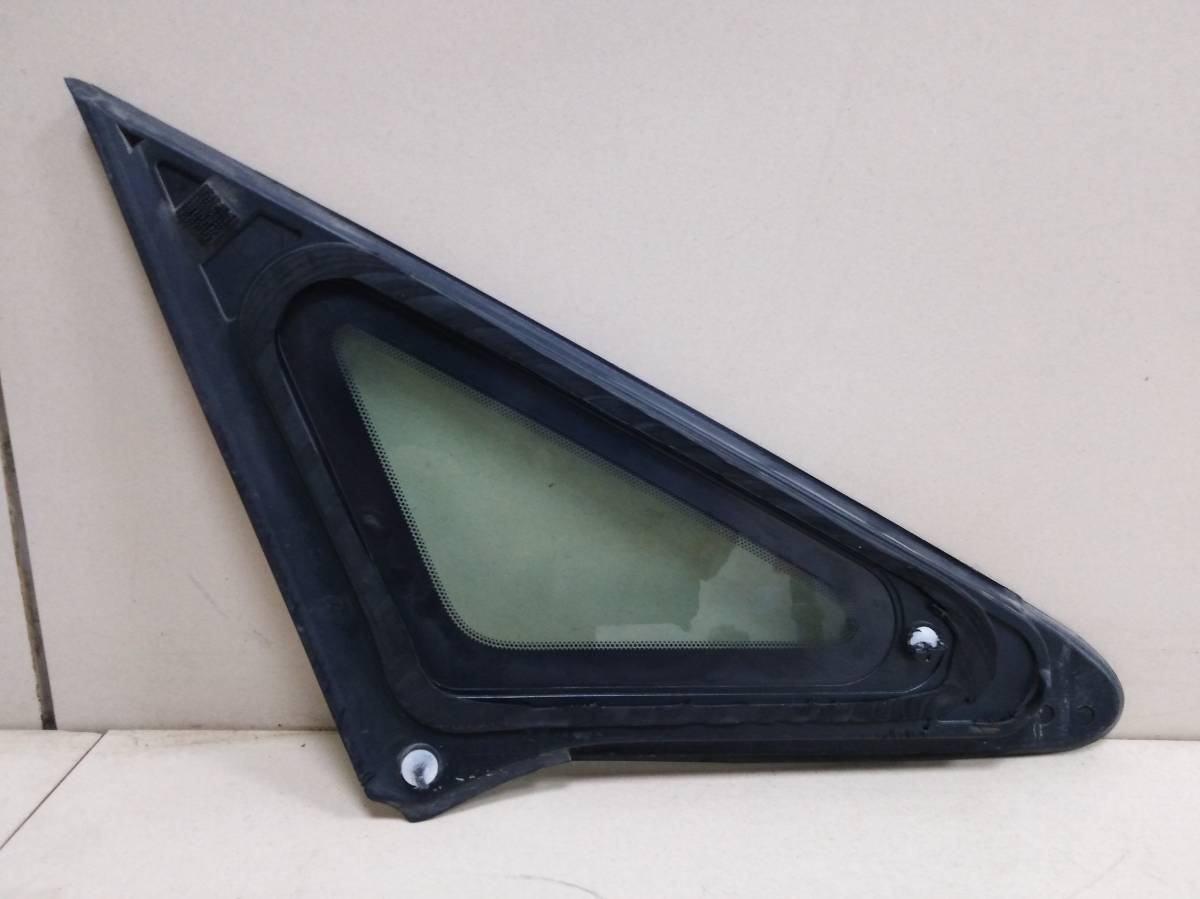 Стекло кузовное глухое левое Mazda CX-7 (ER) 2006-2012