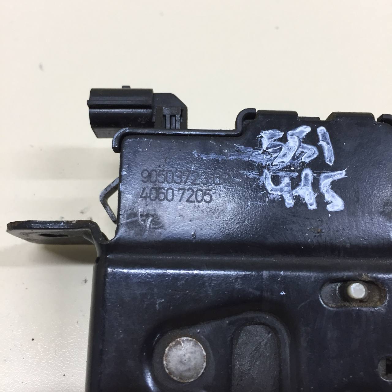 Замок багажника Renault Duster (HSA, HSM) 2012>