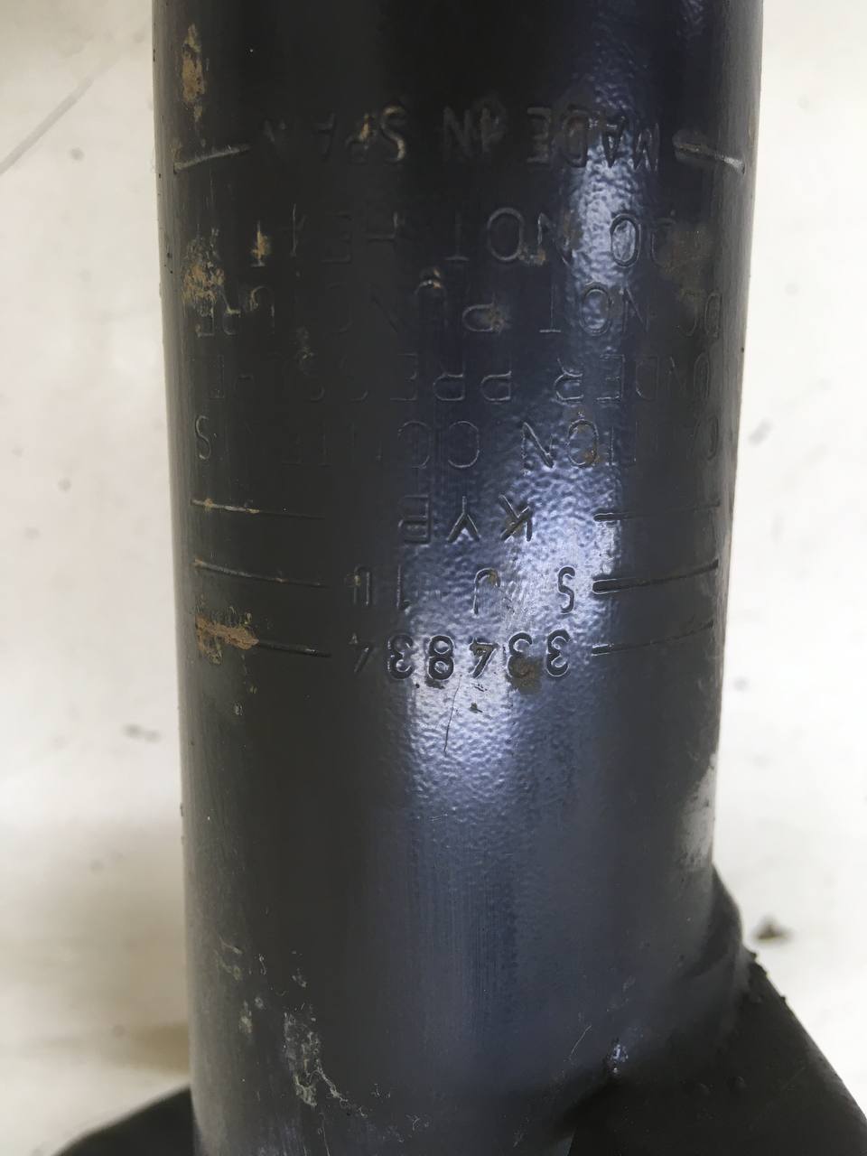 Амортизатор передний Skoda Octavia (A5 1Z-) 2004-2013