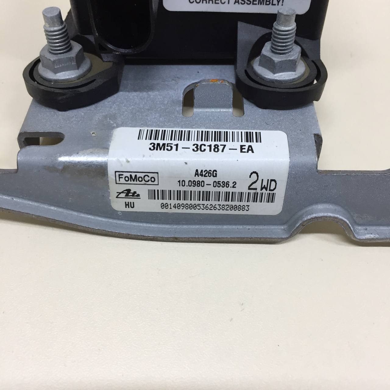 Датчик курсовой устойчивости Ford Focus 2 (DB) 2008-2011 Датчик курсовой устойчивости Ford Focus 2 (DB) 2008-2011
