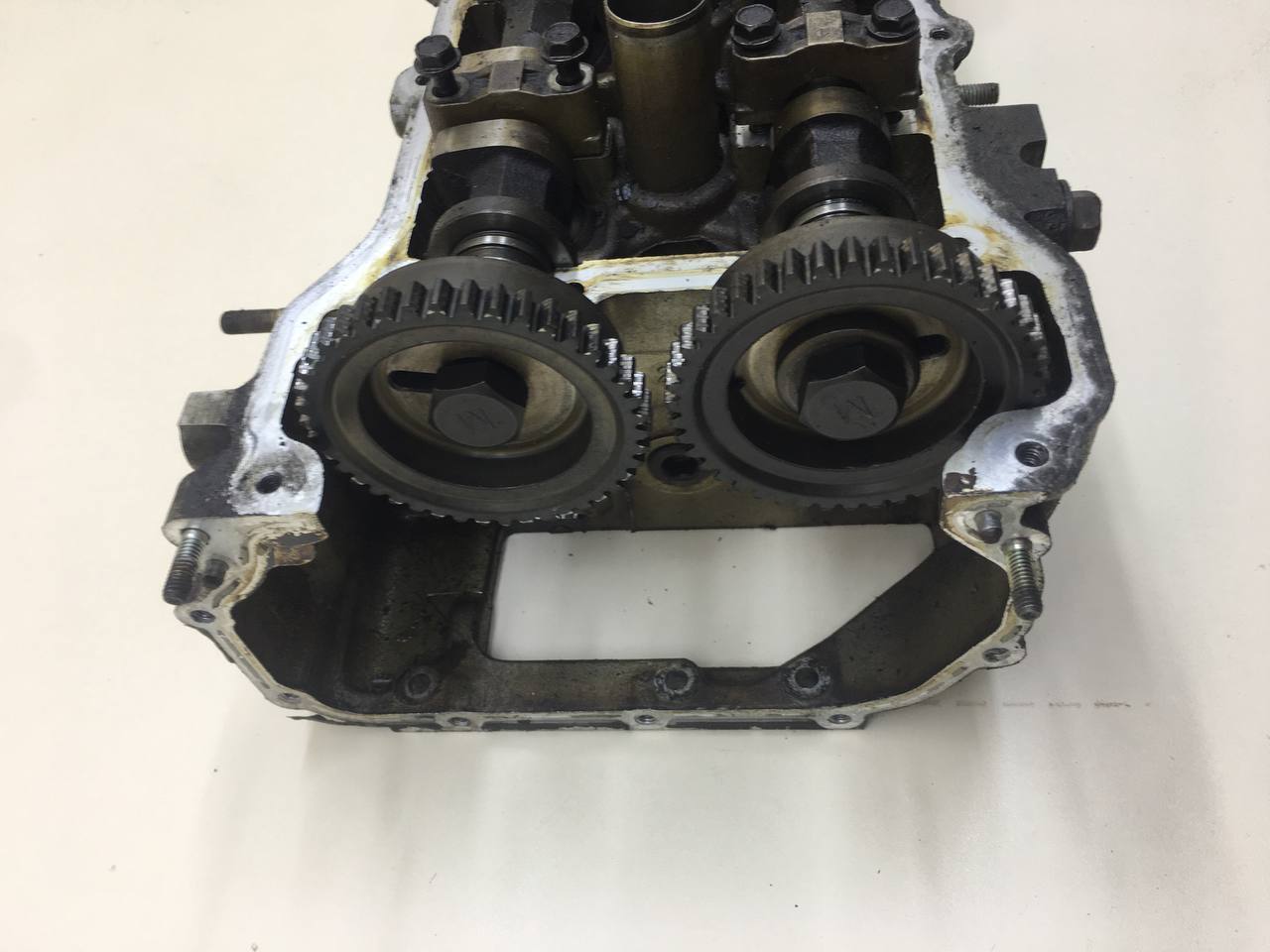 Головка блока цилиндров Nissan Almera (N16) 2000-2006